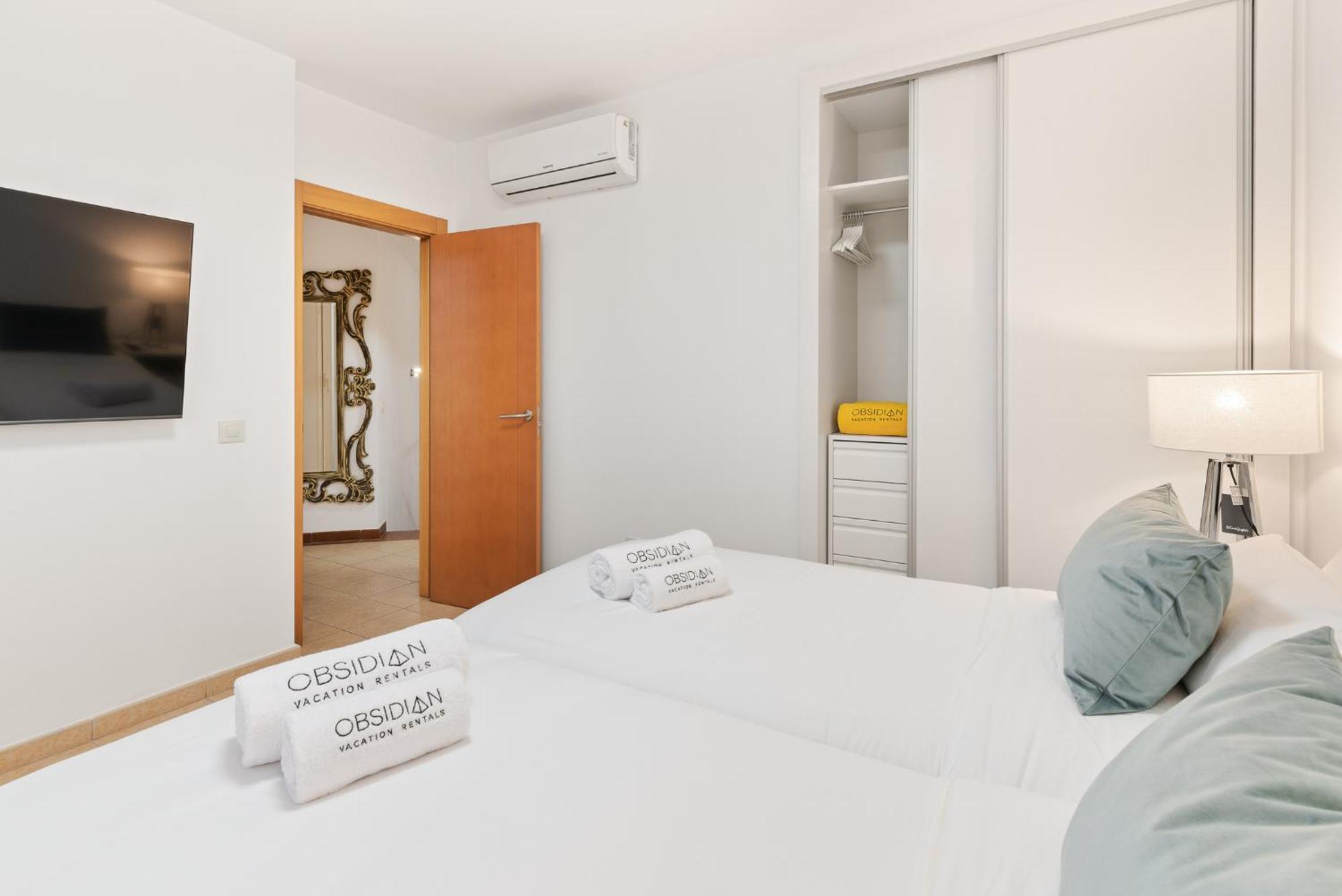 Obsidian Olivino Apartment Адехе Екстериор снимка