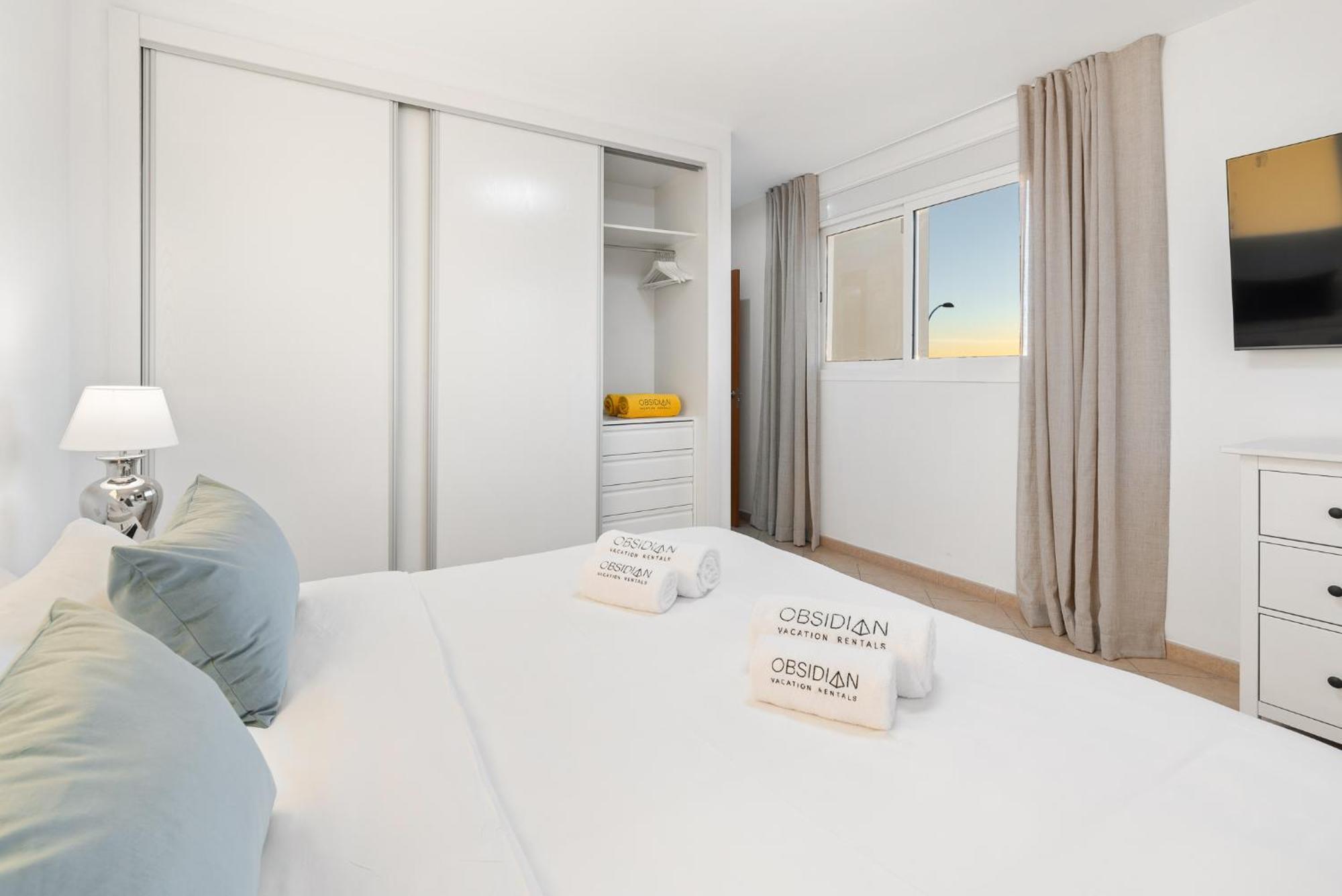 Obsidian Olivino Apartment Адехе Екстериор снимка