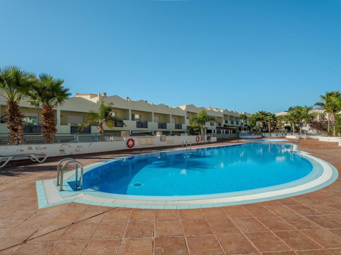 Obsidian Olivino Apartment Адехе Екстериор снимка